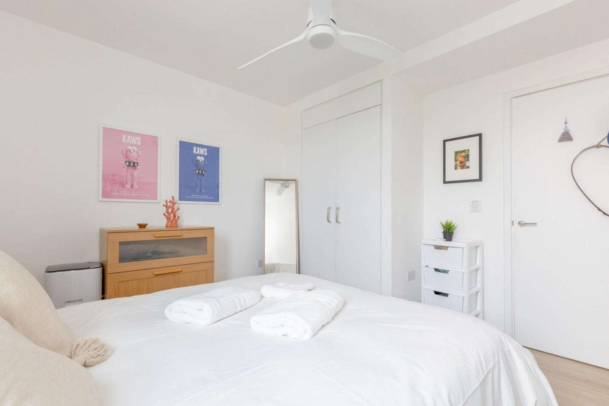 Funky 1bd High-rise Flat Wcity Views Angel! Apartamento