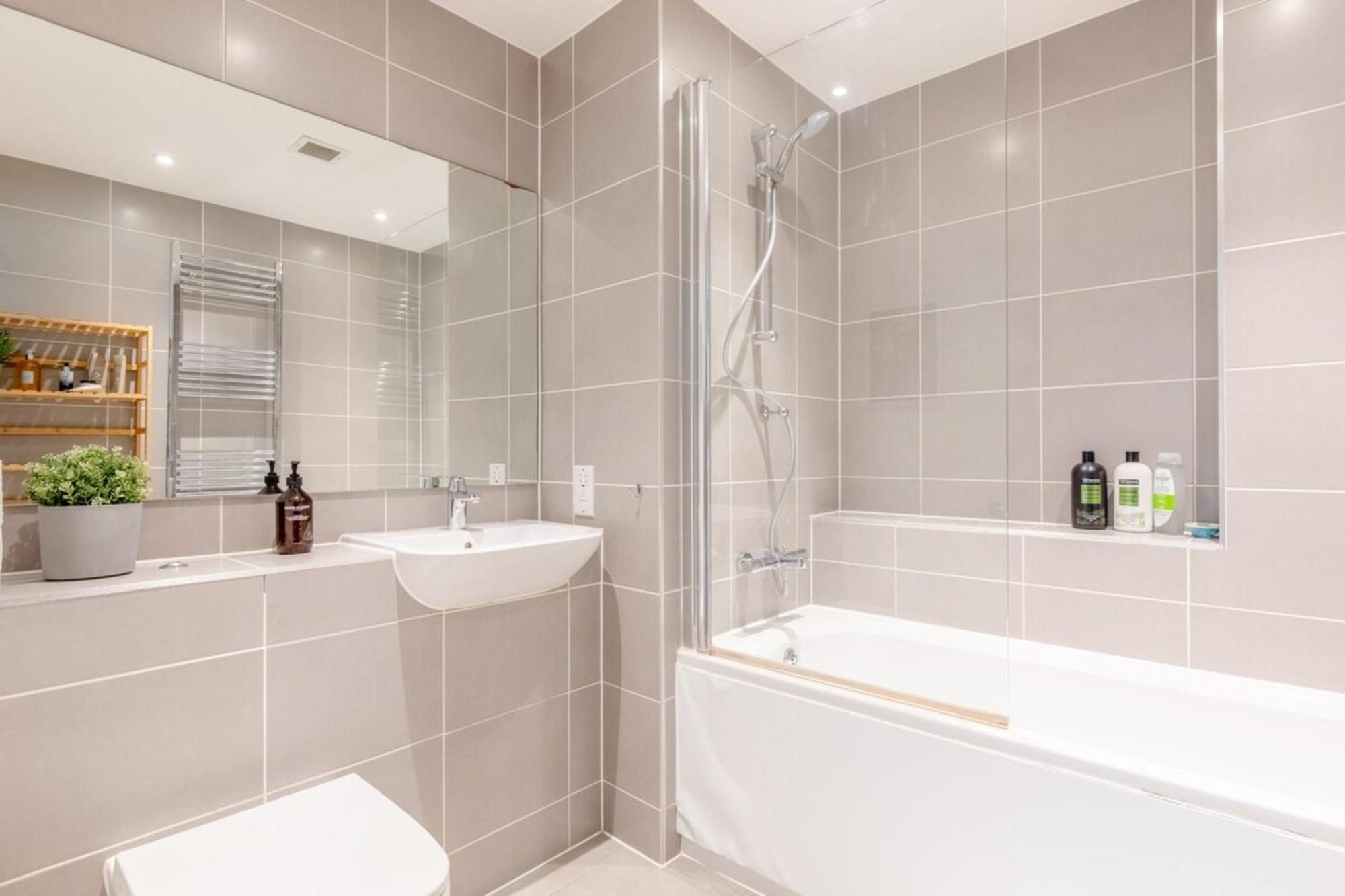 Funky 1bd High-rise Flat Wcity Views Angel! Apartamento